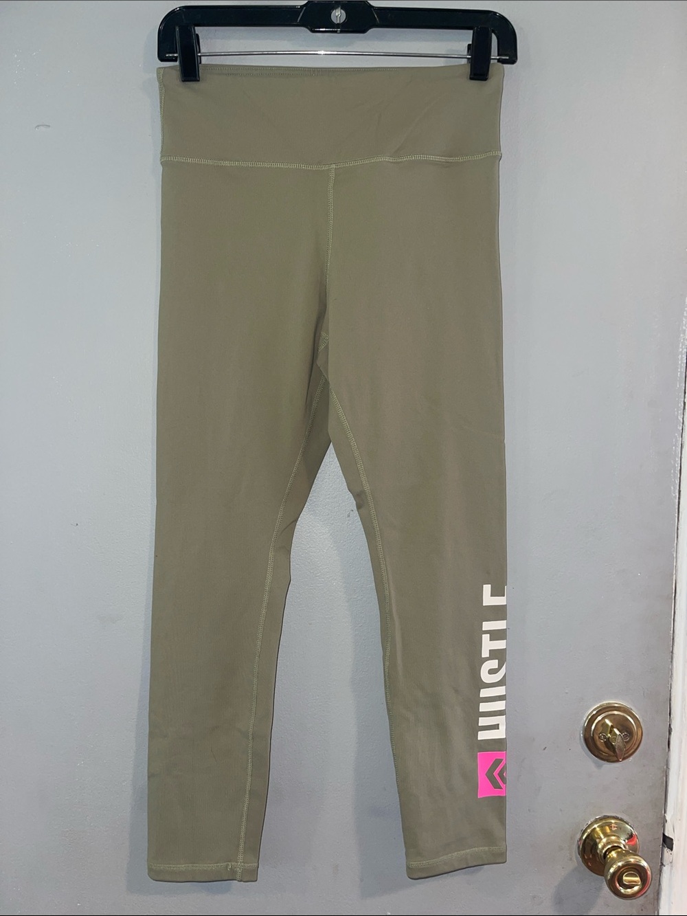 The Ladies Edge TLE Hustle Leggings Size small